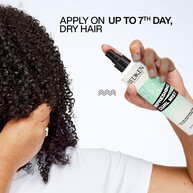 Refreshing Curl Mist Application