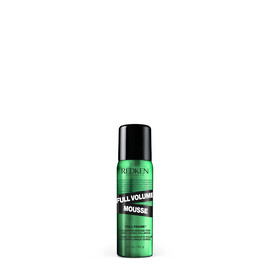 LONG-LASTING FULL VOLUME MOUSSE