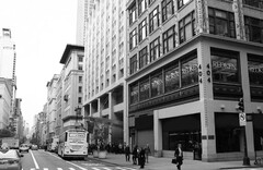 Black & White Image of the Redken Exchange on 5th Avenue in NYC
