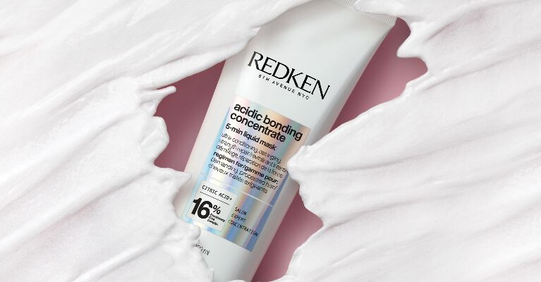 Redken AcidicBonding Concentrate 5-Minute Hair Mask in Texture