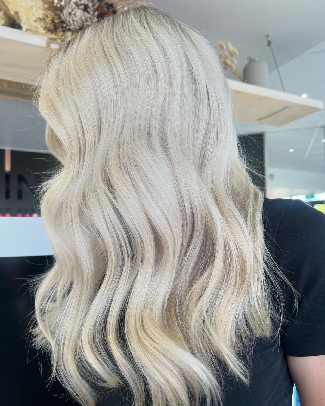 Vanilla Creme Blonde Hair Color by Redken