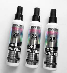 USE A HAIR DETANGLING SPRAY